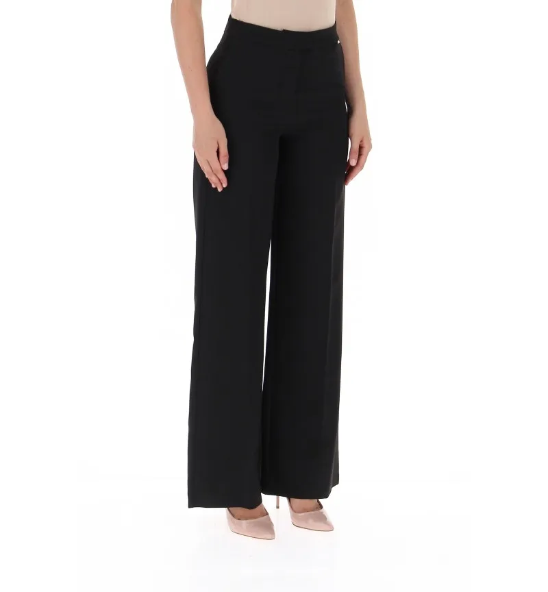 Pantalone a palazzo