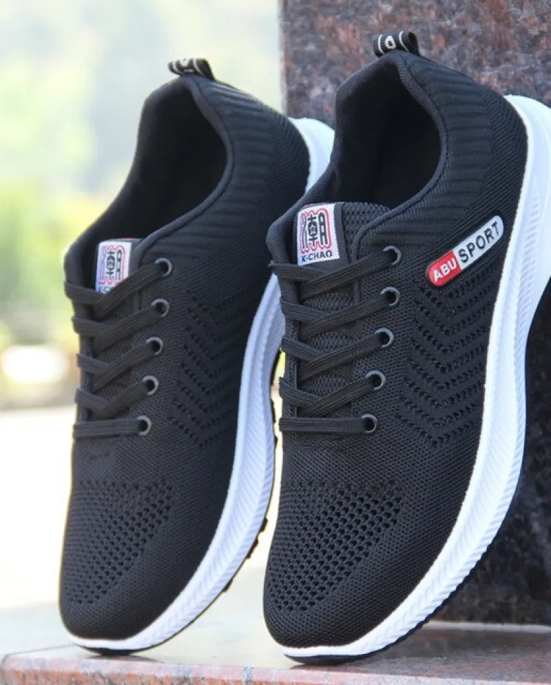 Scarpe da ginnastica nere da uomo Scarpe da jogging comode e traspiranti in rete cava antiscivolo Low Top Scarpe da vendita cald